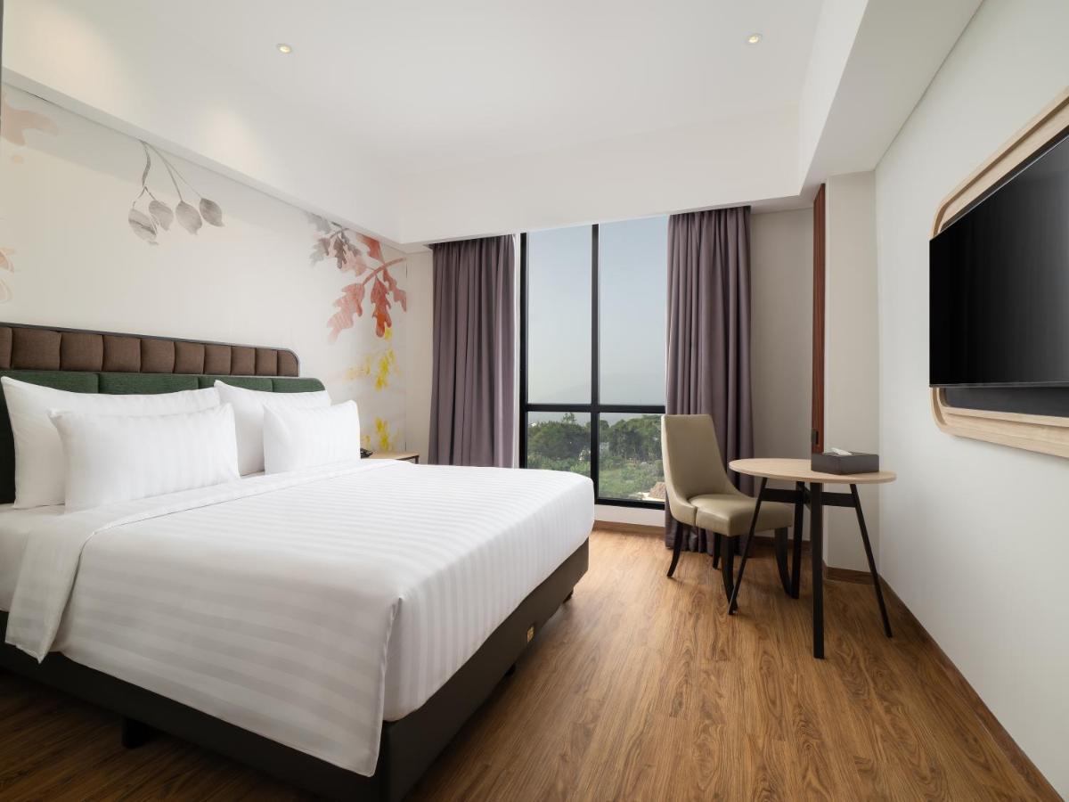 Deluxe King Room,1531575685:JPEG